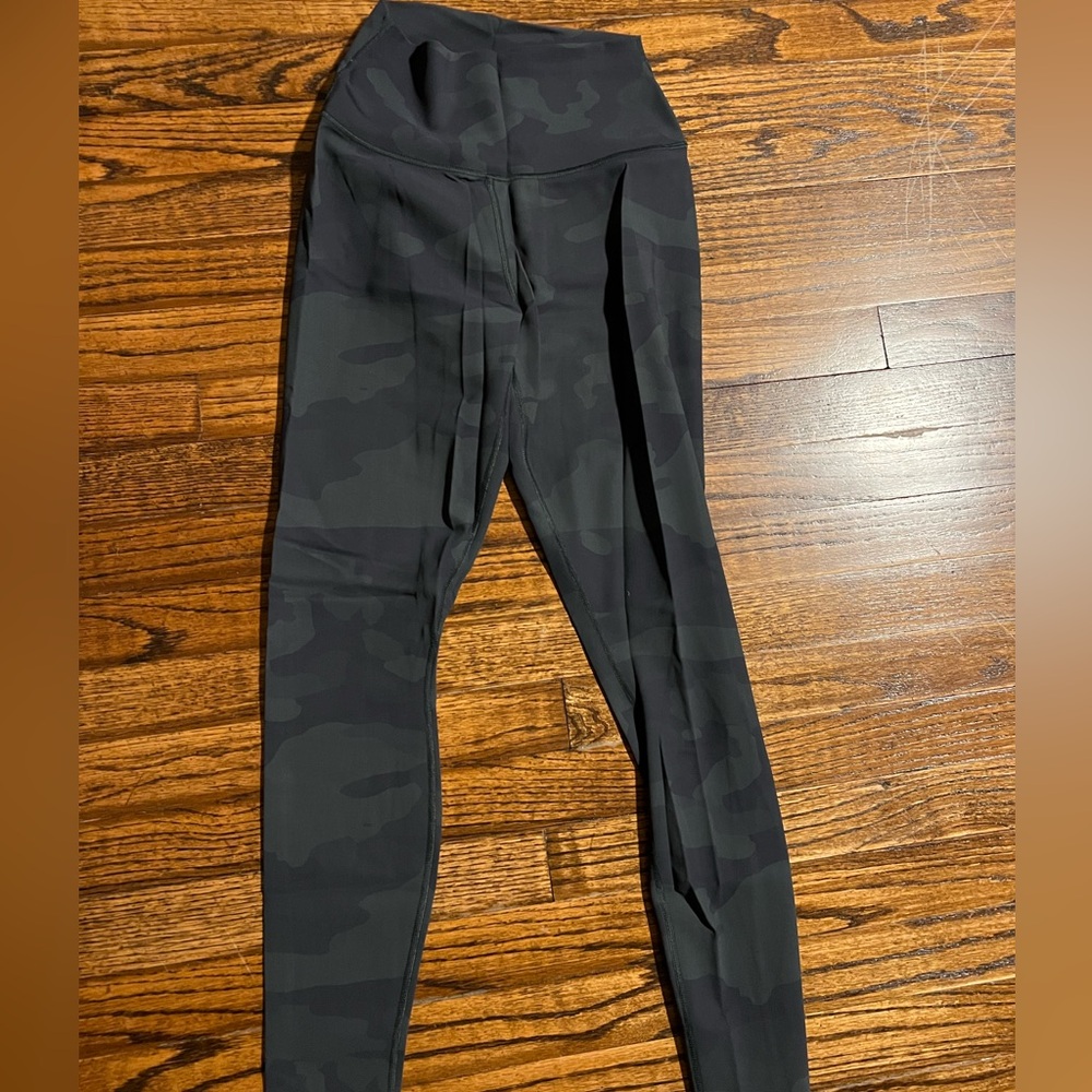 ALO camo legging, SMALL